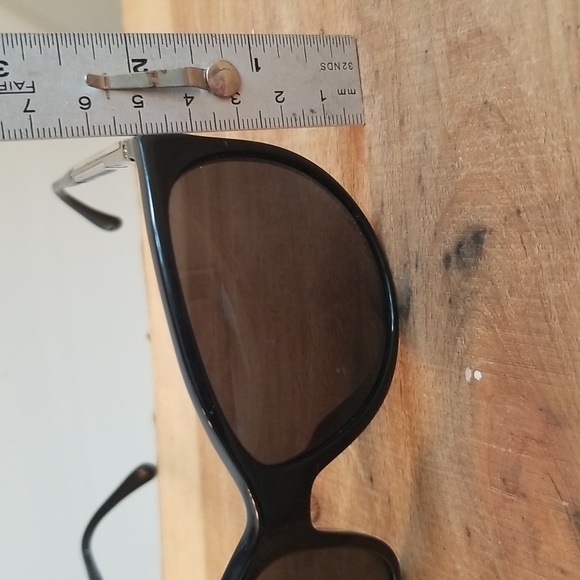 Authentic Chanel Collection Miroir Interlocking CC Logo Sunglasses - Picture 15 of 16